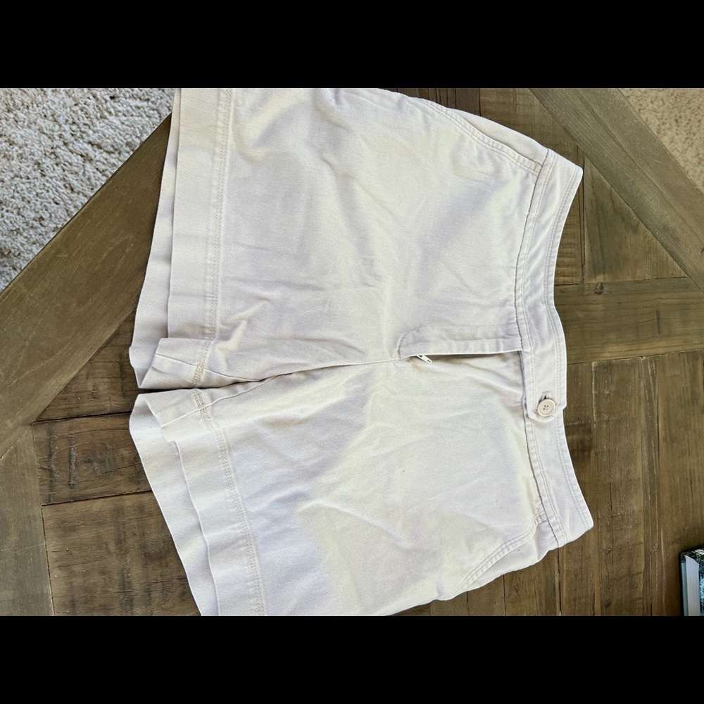 Bundle 3 shorts, 1  skort-Ann Taylor, Gap, Raphael